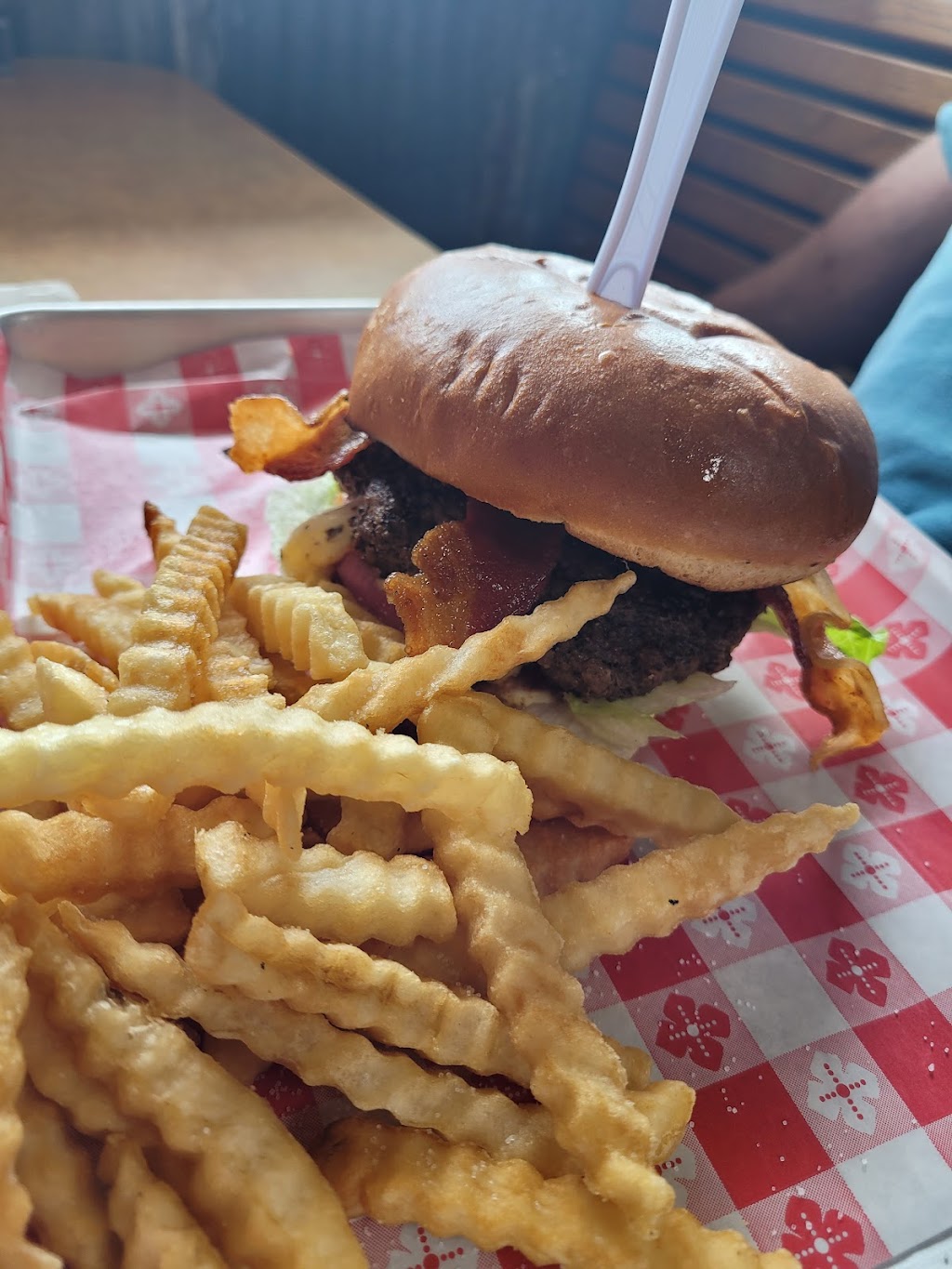 Wilkinson Sportsman One Stop | restaurant | 6476 US-84, Ridgecrest, LA 71334, USA | 3187574868 OR +1 318-757-4868