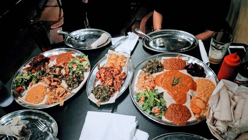 Blue Nile Ethiopian Kitchen | restaurant | 1788 Madison Ave, Memphis, TN 38104, USA | 9014747214 OR +1 901-474-7214