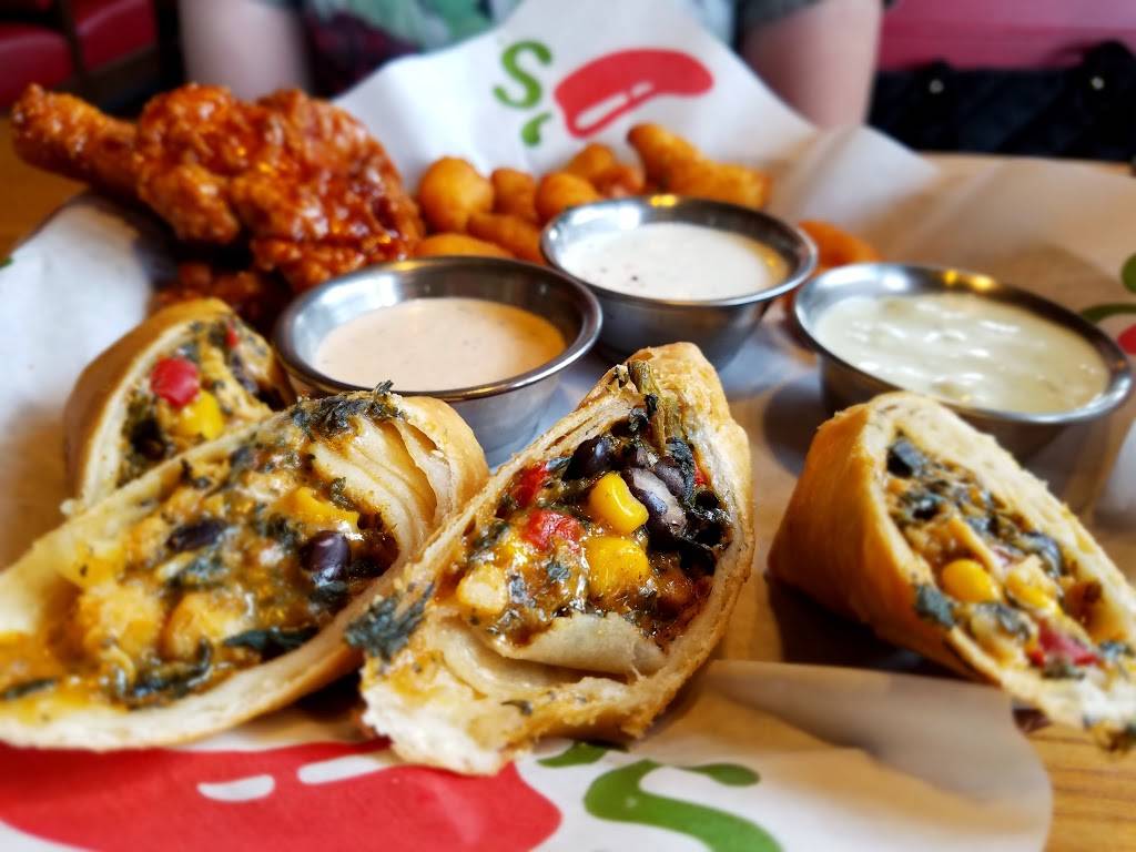 Chilis Grill & Bar | restaurant | 3302 E 51st St, Tulsa, OK 74135, USA | 9187429795 OR +1 918-742-9795