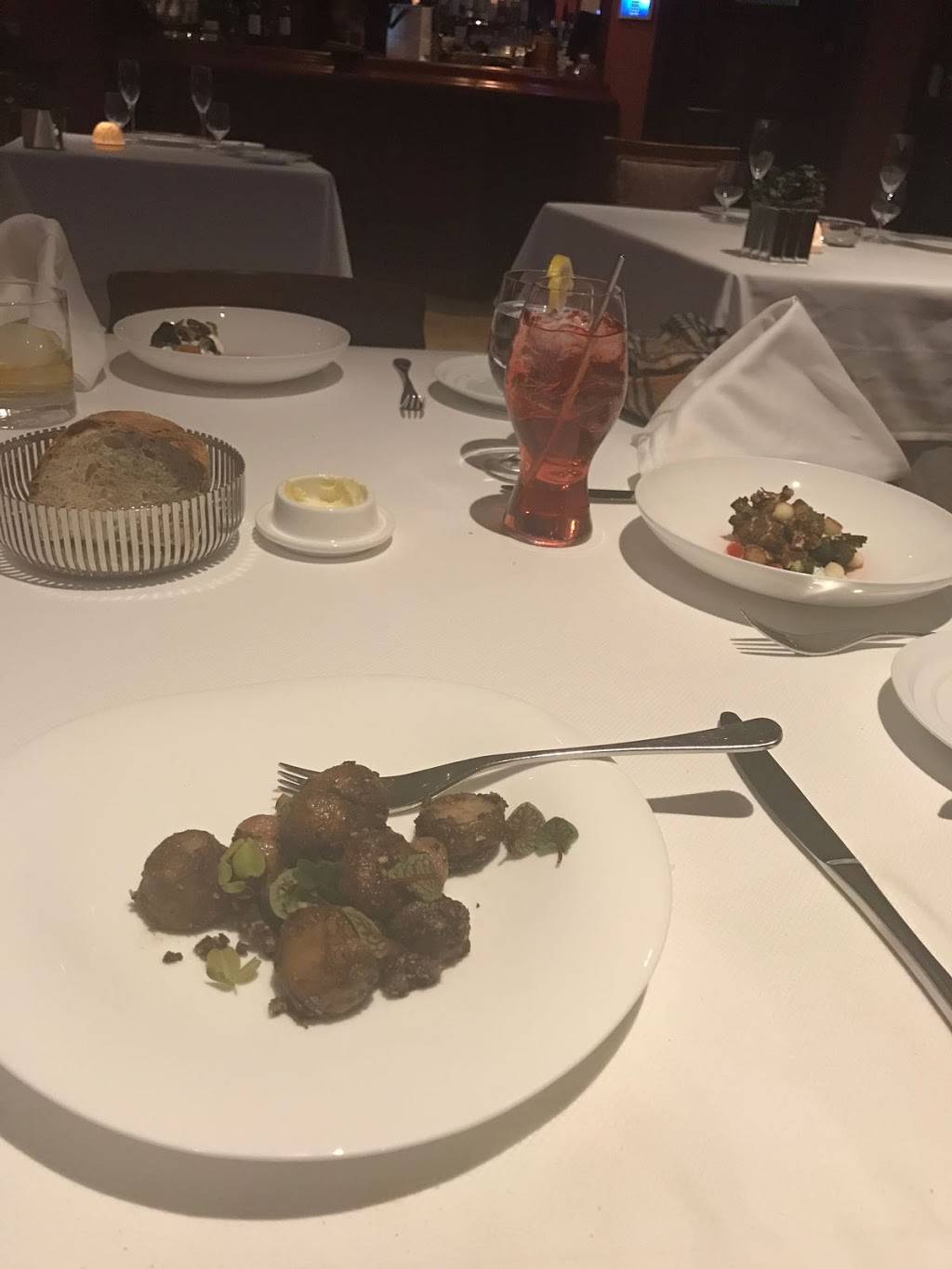 Restaurant Latour | restaurant | 1 Wild Turkey Way, Hamburg, NJ 07419, USA | 8442254957 OR +1 844-225-4957