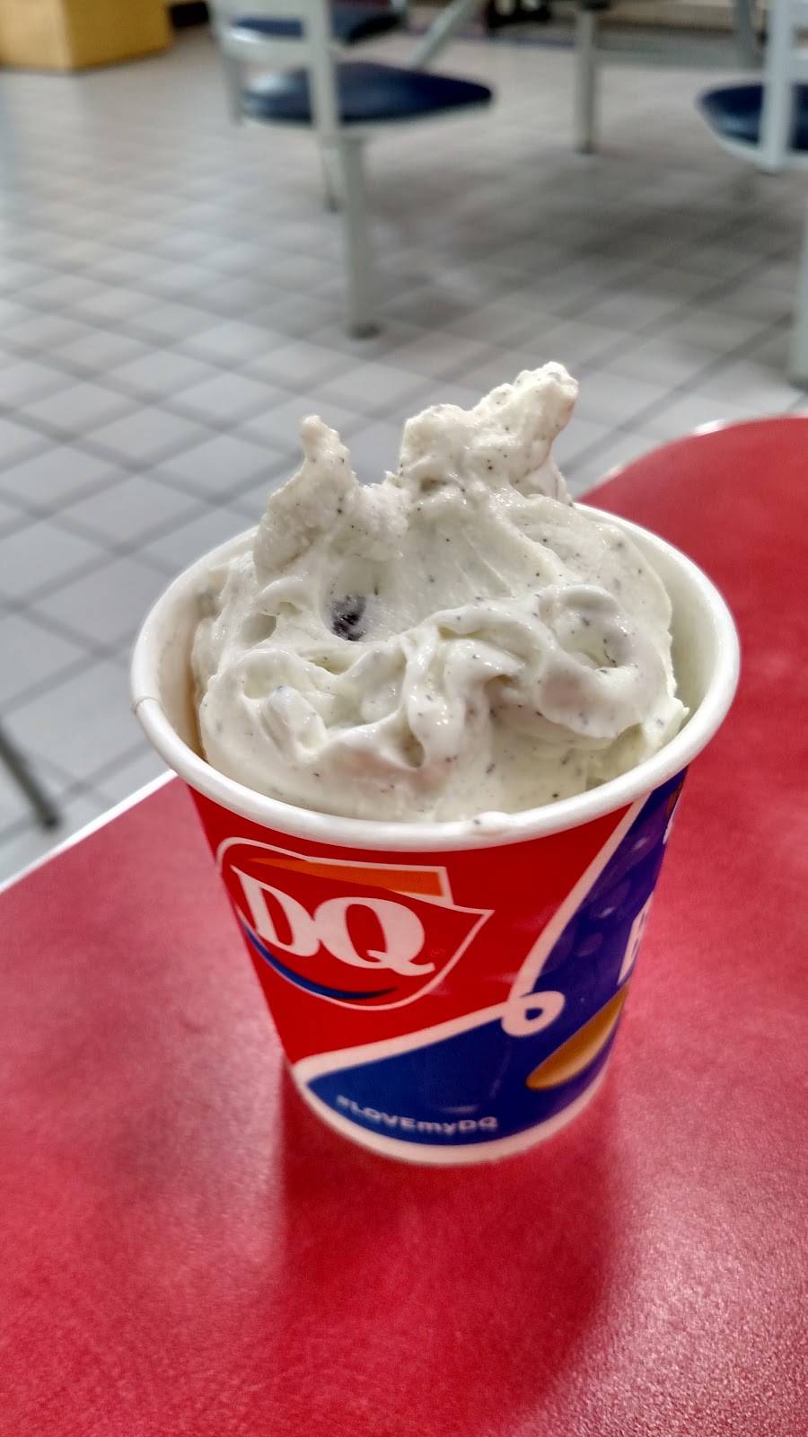 DQ / Orange Julius | restaurant | 5445 Transit Rd, Williamsville, NY 14221, USA | 7166891775 OR +1 716-689-1775