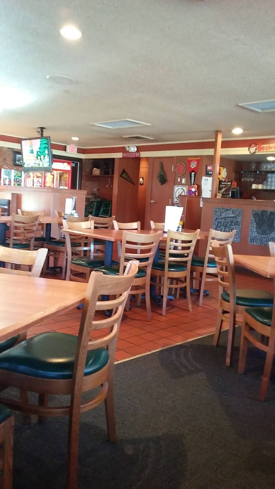 Pizza Hut | meal takeaway | 1315 Whitehall Rd, North Muskegon, MI 49445, USA | 2317444861 OR +1 231-744-4861