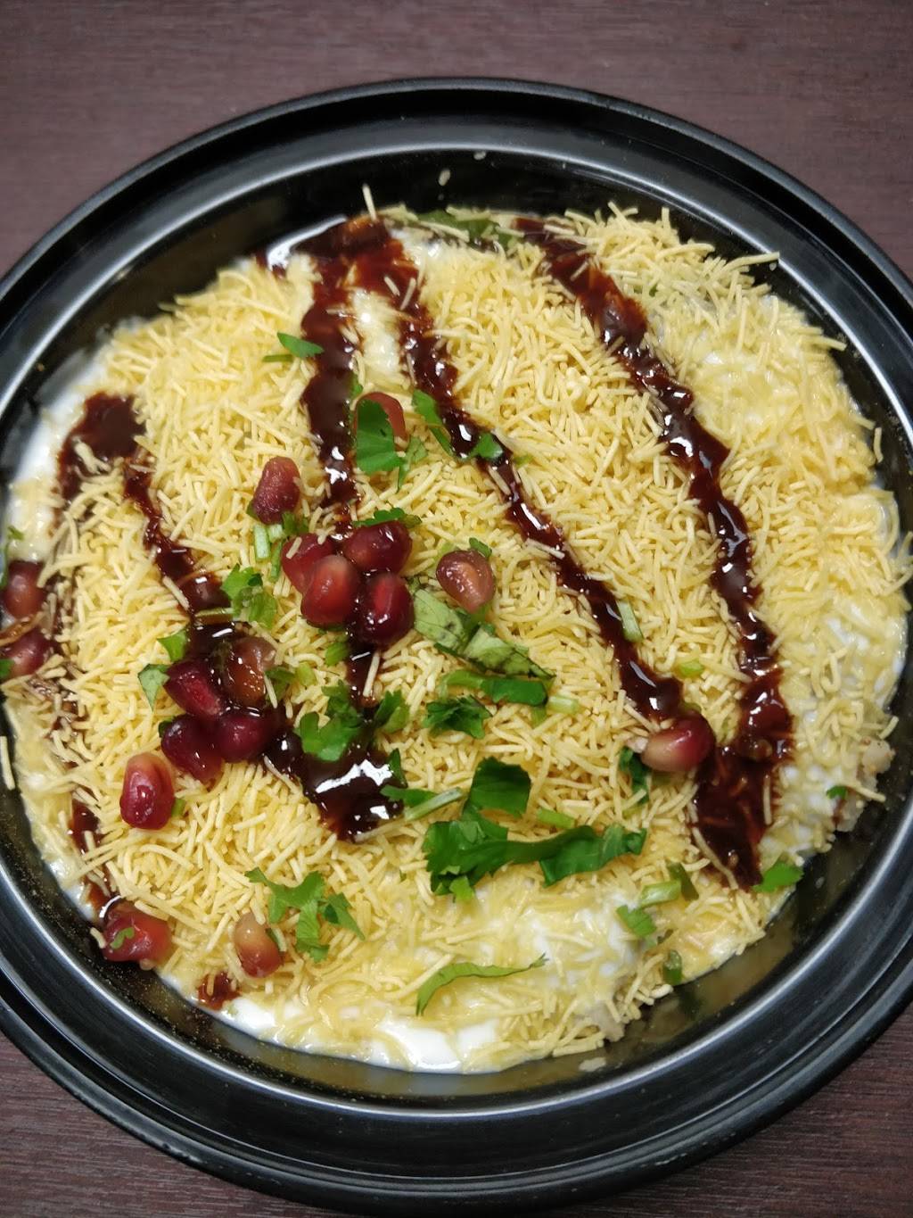 Milan Ice Cream & Paan | restaurant | 3899 Trelawny Cir, Mississauga, ON L5N 6S3, Canada | 9059192282 OR +1 905-919-2282