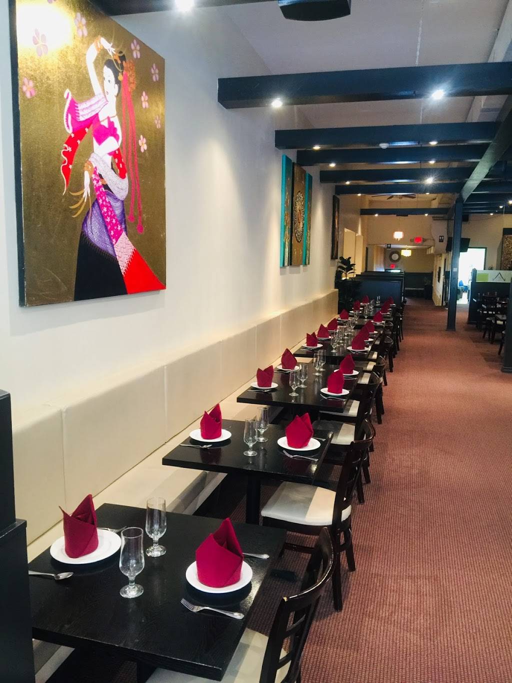 Bangkok Thai Station | restaurant | 230 Front St, Belleville, ON K8N 2Z2, Canada | 6139669646 OR +1 613-966-9646