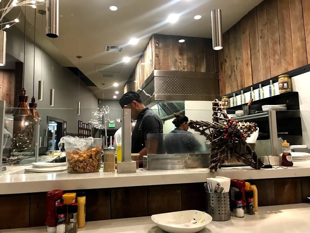 Barneys Gourmet Hamburgers | restaurant | 4162 Piedmont Ave, Oakland, CA 94611, USA | 5106557180 OR +1 510-655-7180