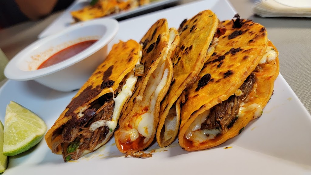 Crazyburrito authentic Mexican grill V | restaurant | 6901 W Hillsborough Ave, Tampa, FL 33634, USA | 8135599005 OR +1 813-559-9005