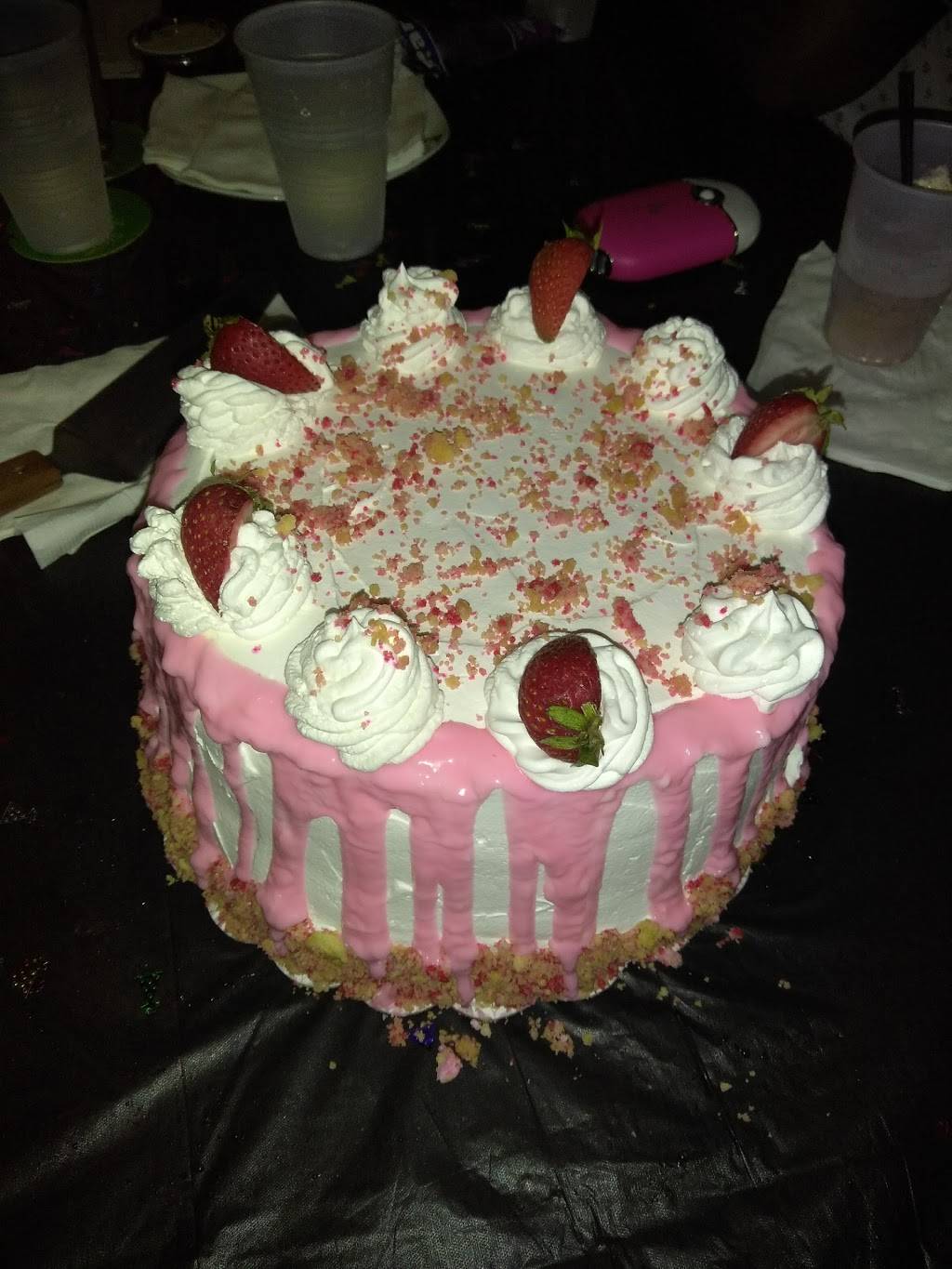 Willy Ks | restaurant | 7200 Hanover Dr, Greenbelt, MD 20770, USA | 3012204441 OR +1 301-220-4441