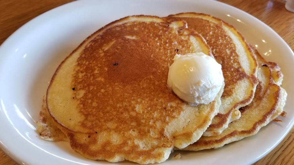 Cracker Barrel Old Country Store | restaurant | 5580 Windward Pkwy, Alpharetta, GA 30004, USA | 7705219597 OR +1 770-521-9597