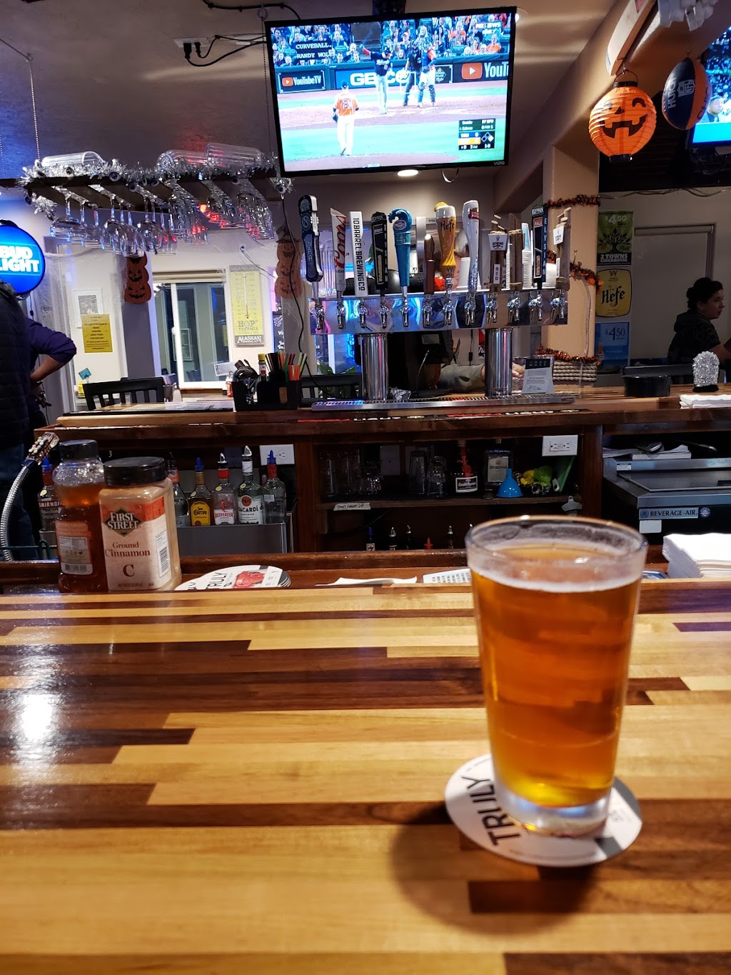 The Sea Note Restaurant & Lounge | restaurant | 333 Hwy 101 N, Yachats, OR 97498, USA | 5415473612 OR +1 541-547-3612