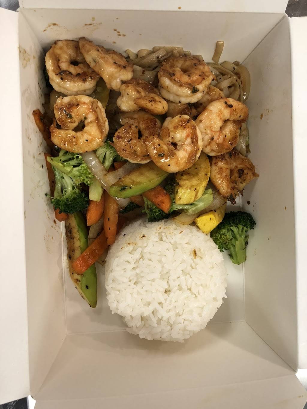 Sumo Japanese Grill | restaurant | 36083 Plymouth Rd, Livonia, MI 48150, USA | 7344692109 OR +1 734-469-2109