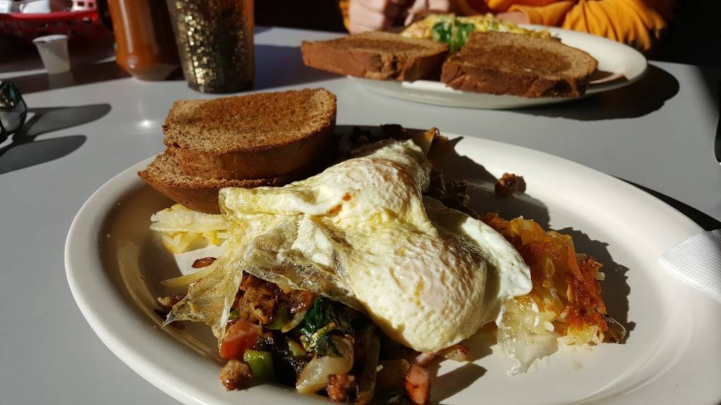 Rise & Shine Omelet Grill | restaurant | 1529 NW Cache Rd, Lawton, OK 73507, USA | 5803538150 OR +1 580-353-8150