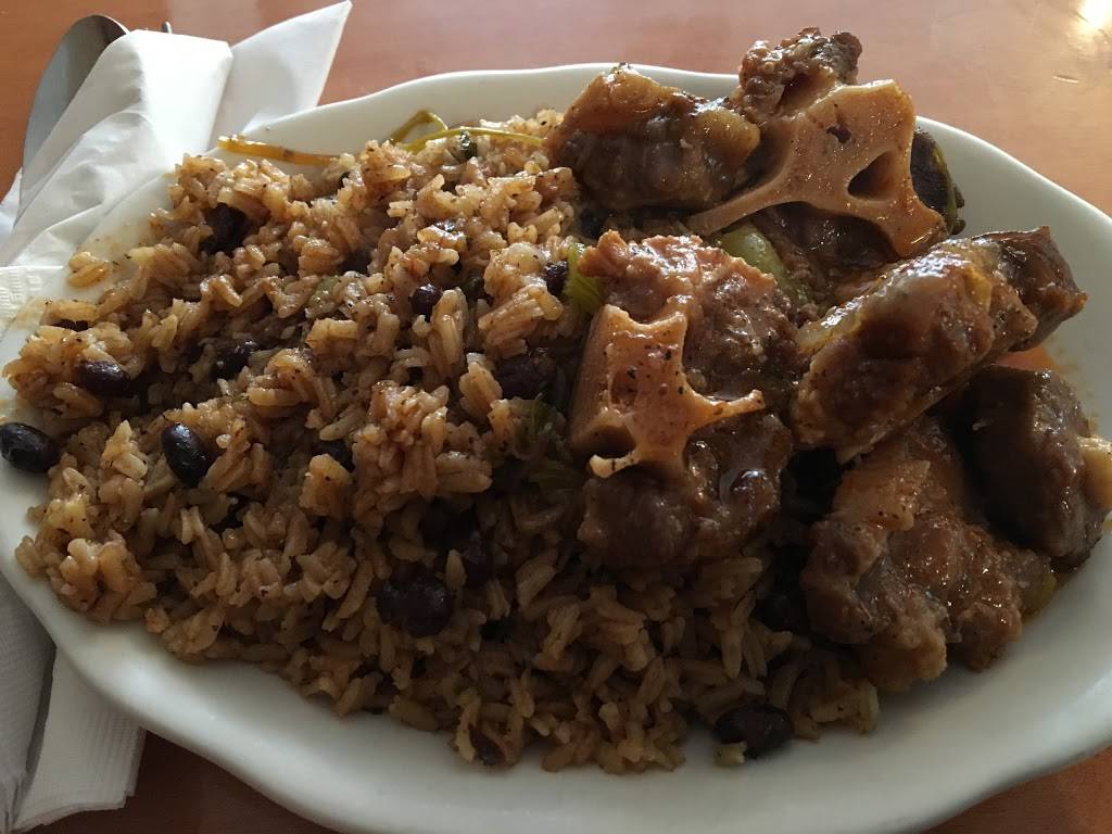 Geminis II | restaurant | 109 Graham Ave, Brooklyn, NY 11206, USA | 7183848108 OR +1 718-384-8108