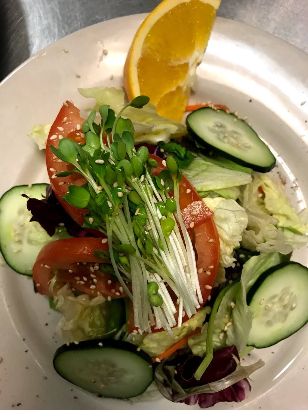 Niko Niko Sushi | restaurant | 8586, 12731 Towne Center Dr # F, Cerritos, CA 90703, USA | 5628652949 OR +1 562-865-2949