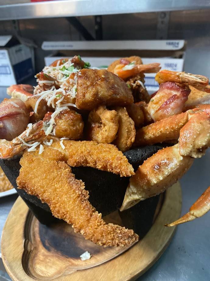 Mariscos costa Azul | restaurant | 555 S Federal Blvd, Denver, CO 80219, USA | 7203504933 OR +1 720-350-4933