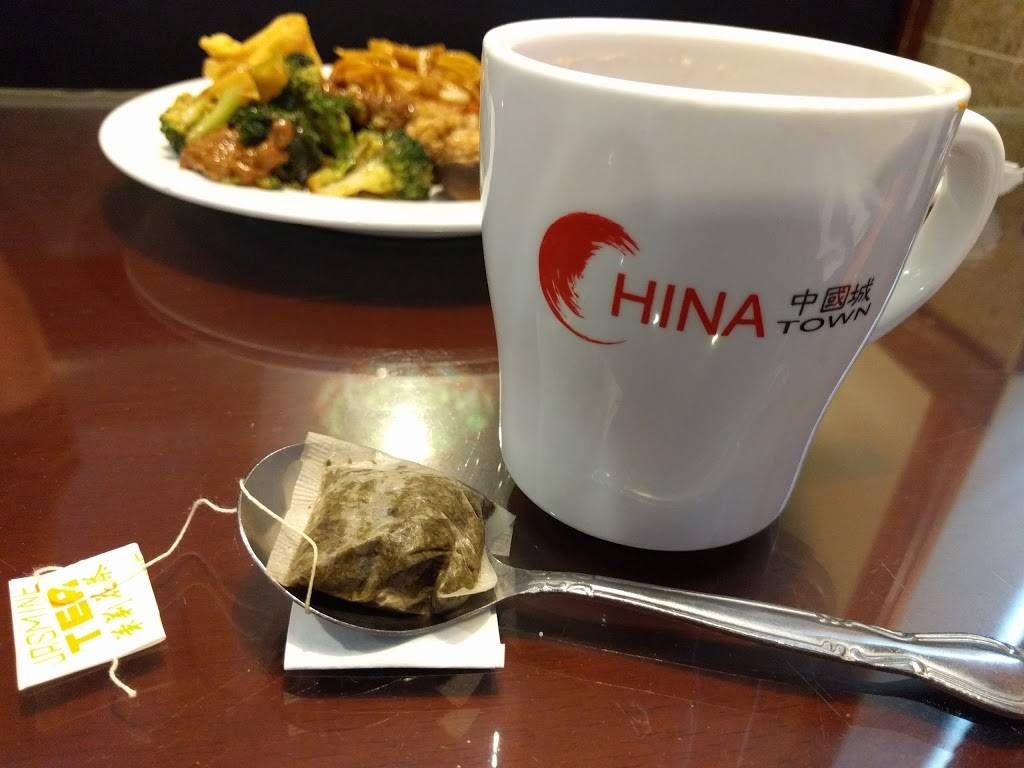 Chinatown | restaurant | 1401 W Ferdon St, Litchfield, IL 62056, USA | 2173243010 OR +1 217-324-3010