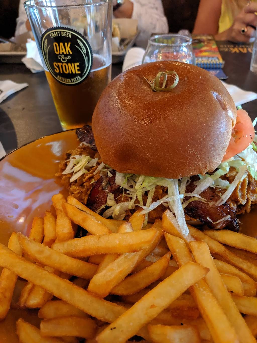 Oak & Stone Clark Road | restaurant | 4067 Clark Rd, Sarasota, FL 34233, USA | 9418934881 OR +1 941-893-4881