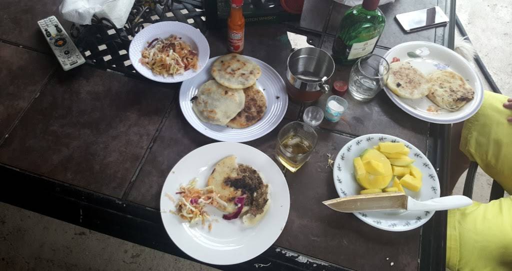 Subway Restaurants | restaurant | 15232 Saticoy St, Van Nuys, CA 91405, USA | 8186708100 OR +1 818-670-8100