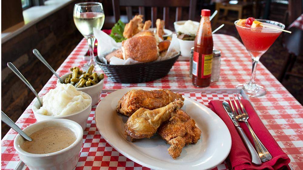 Strouds | restaurant | 8301 W 135th St, Overland Park, KS 66223, USA | 9134990135 OR +1 913-499-0135