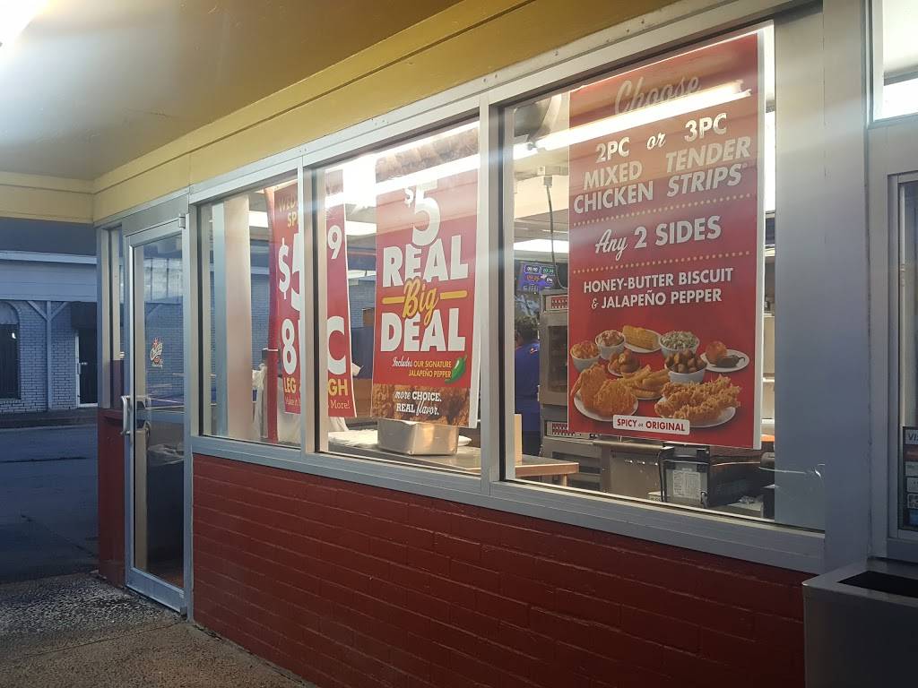 Churchs Chicken | restaurant | 3605 S Lancaster Rd, Dallas, TX 75216, USA | 2143748700 OR +1 214-374-8700