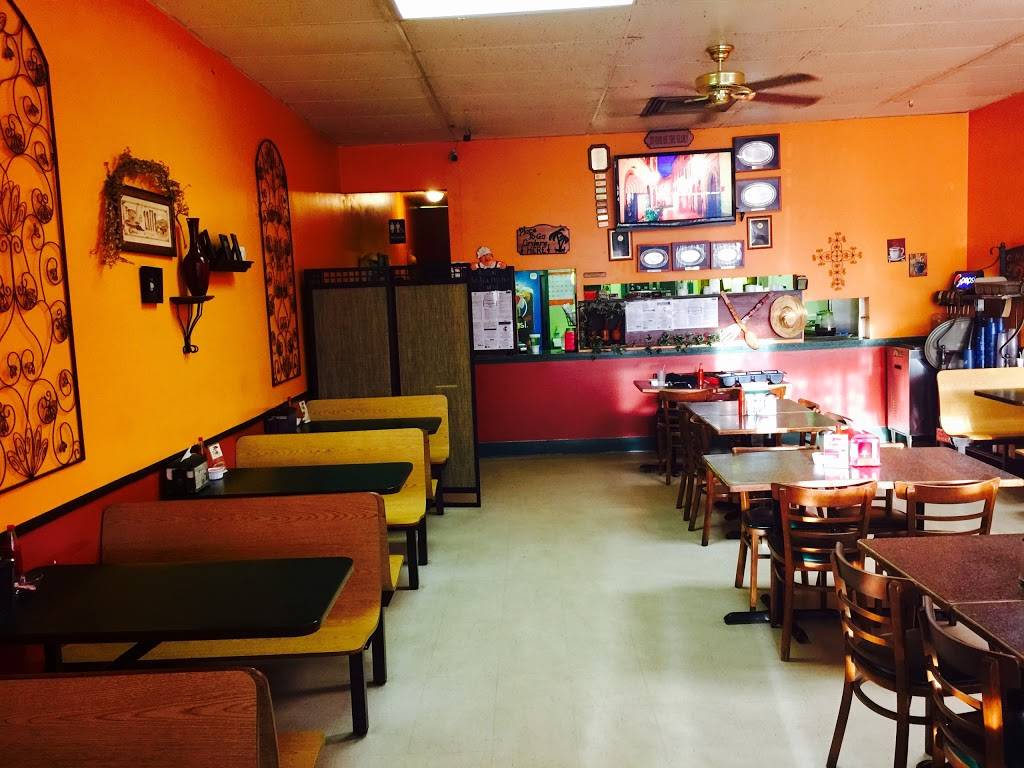 Chicken Time Cuban Cuisine | restaurant | 10819 SE, US-441, Belleview, FL 34420, USA | 3523070555 OR +1 352-307-0555