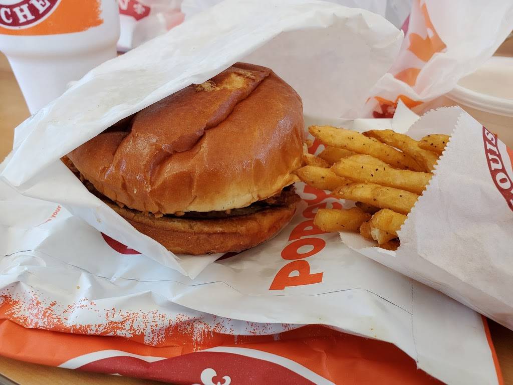 Popeyes Louisiana Kitchen | restaurant | 742 Shurling Dr, Macon, GA 31211, USA | 4787414422 OR +1 478-741-4422