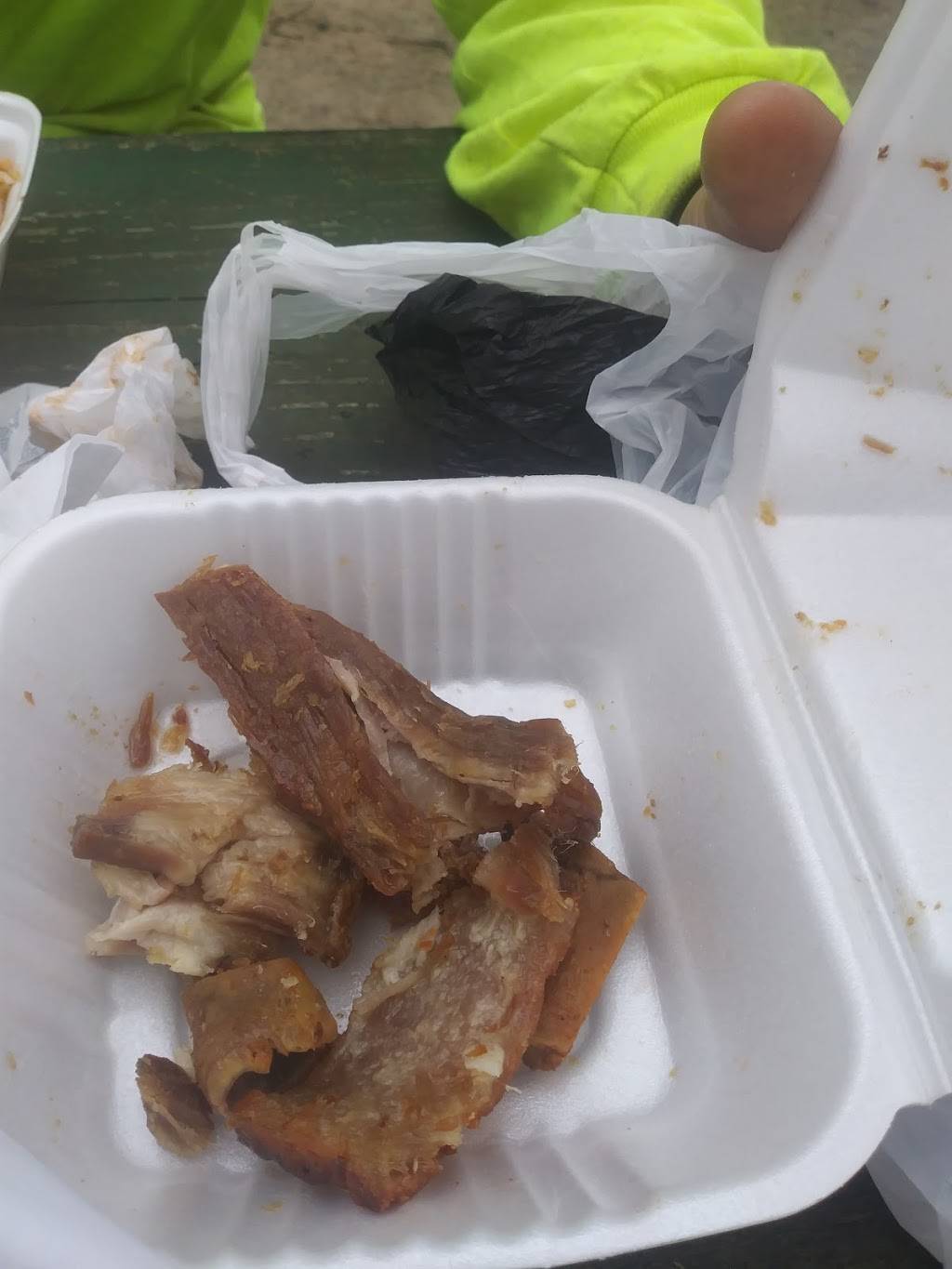 Chicharron Restaurant | restaurant | 494 Central St # 1, Springfield, MA 01105, USA | 4132052188 OR +1 413-205-2188