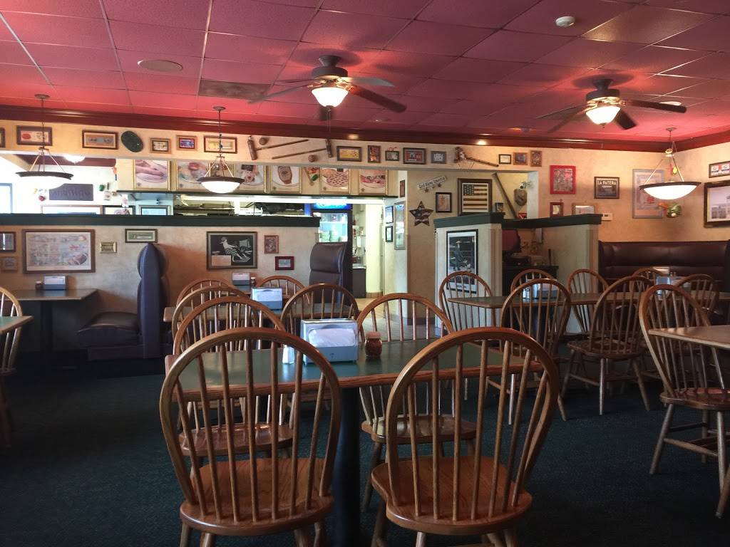 Monicals Pizza | restaurant | 111 S Parkway Dr, Pekin, IL 61554, USA | 3093477761 OR +1 309-347-7761