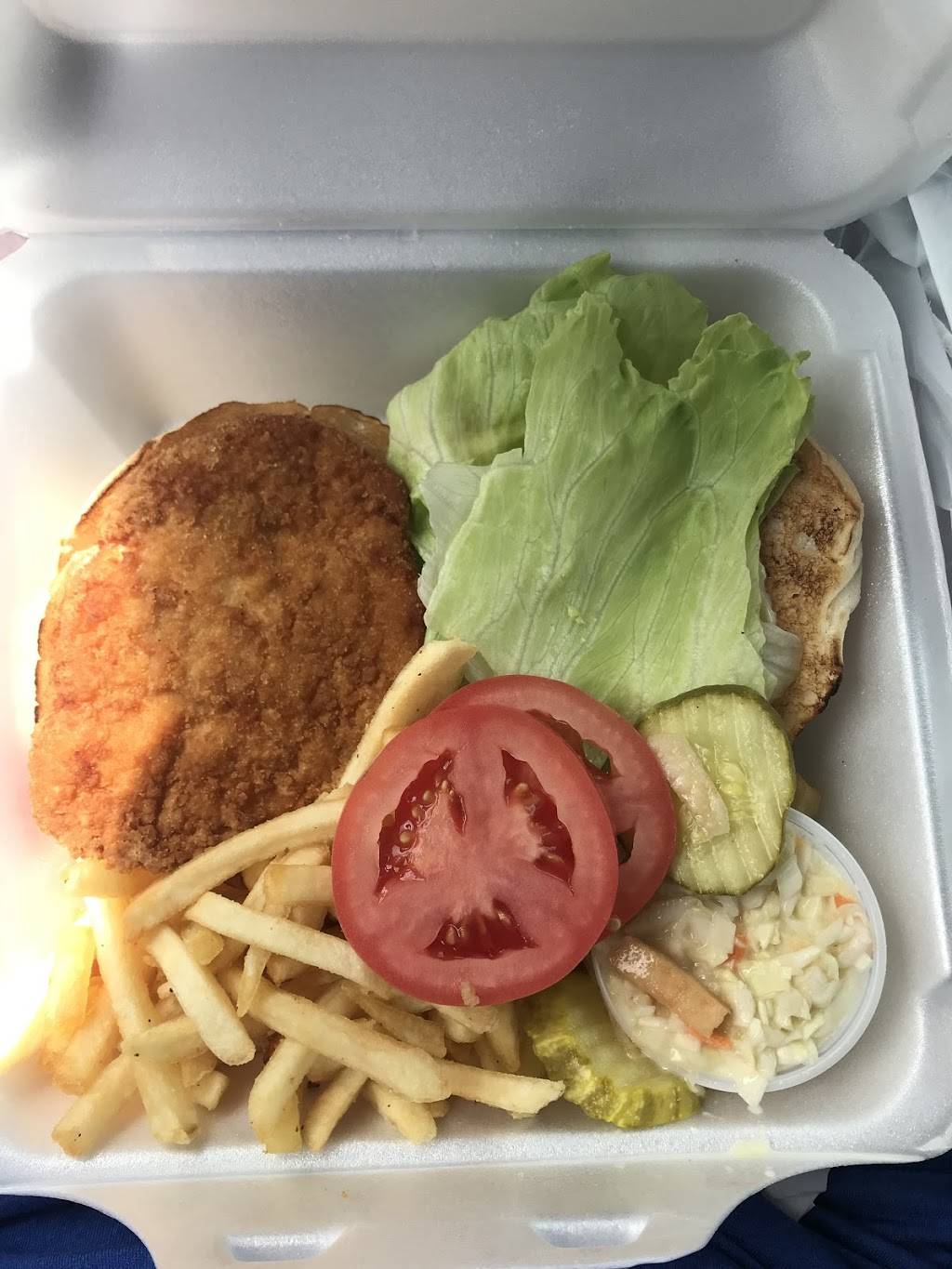 Tower Grill | restaurant | 185 Freight St, Waterbury, CT 06702, USA | 2037530522 OR +1 203-753-0522