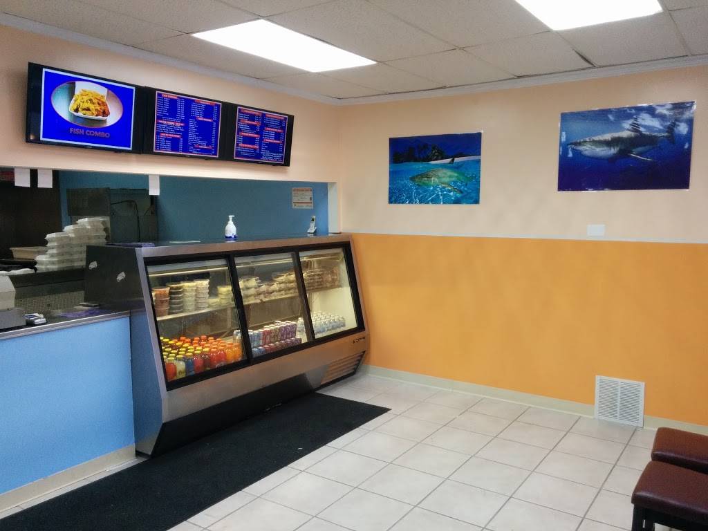 Sharx Fish & Chicken | restaurant | 8785 Blue Ridge Blvd, Kansas City, MO 64138, USA | 8168884809 OR +1 816-888-4809