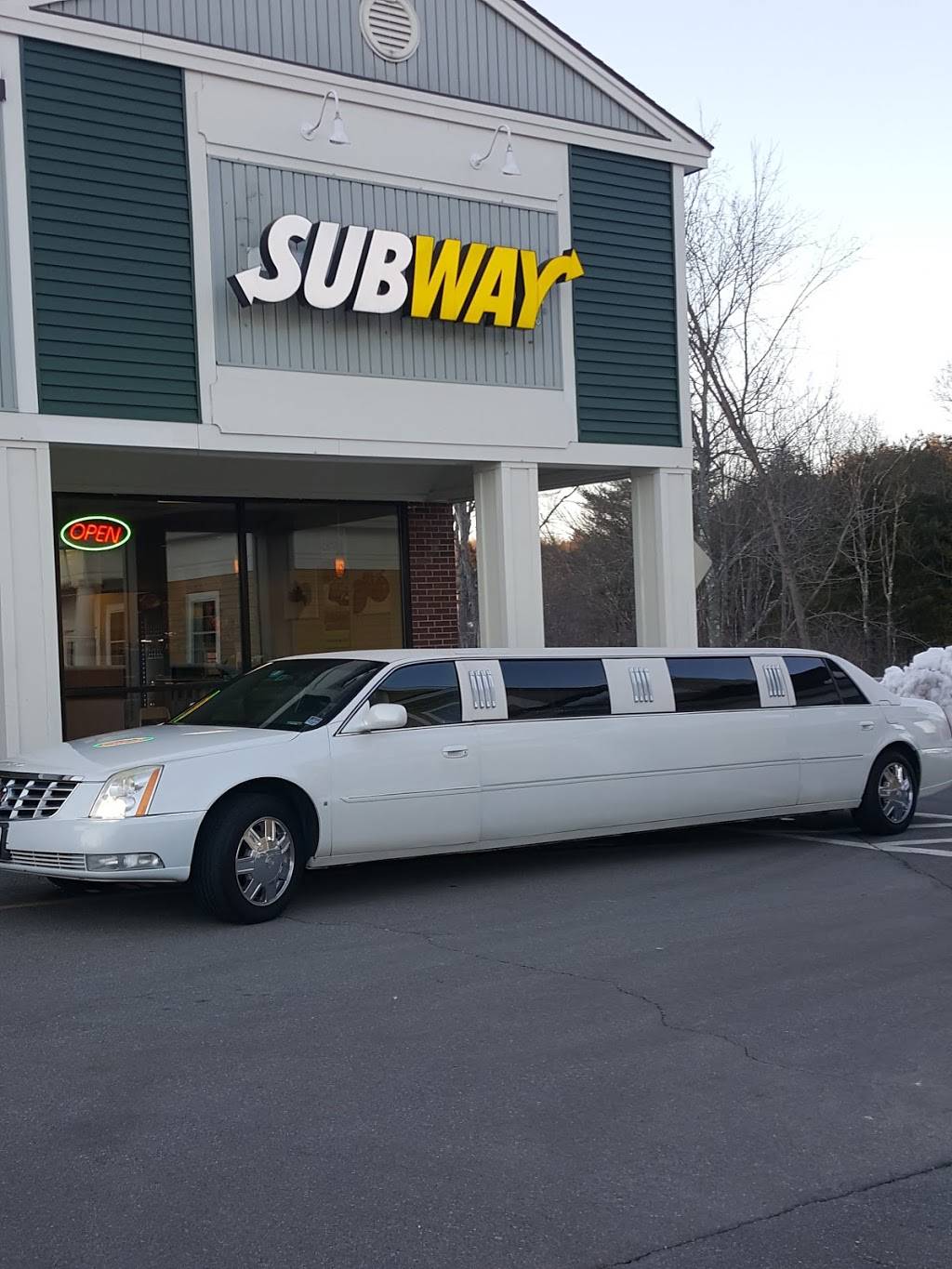 Subway | restaurant | 209 NH-101, Bedford, NH 03110, USA | 6034885813 OR +1 603-488-5813