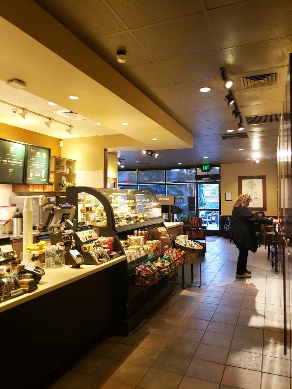 Starbucks | cafe | 650 Ventura St, Fillmore, CA 93015, USA | 8055244150 OR +1 805-524-4150