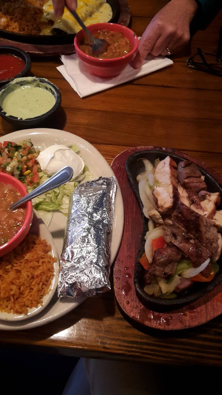 Casa Olé | restaurant | 3201 Freedom Blvd, Bryan, TX 77802, USA | 9797760994 OR +1 979-776-0994