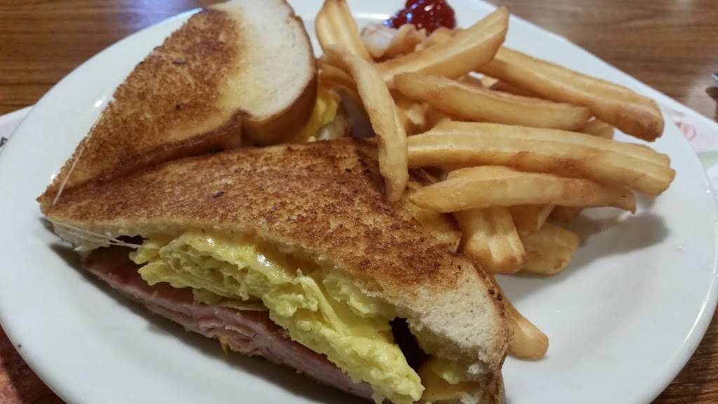 Dennys | restaurant | 4783 W Irlo Bronson Memorial Hwy, Kissimmee, FL 34746, USA | 4073900941 OR +1 407-390-0941