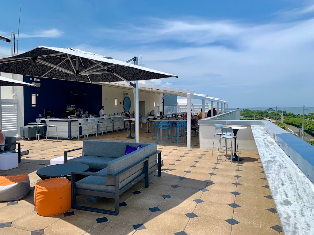 The Space Bar | restaurant | 6245 Riverfront Center Blvd, Titusville, FL 32780, USA | 3219669200 OR +1 321-966-9200