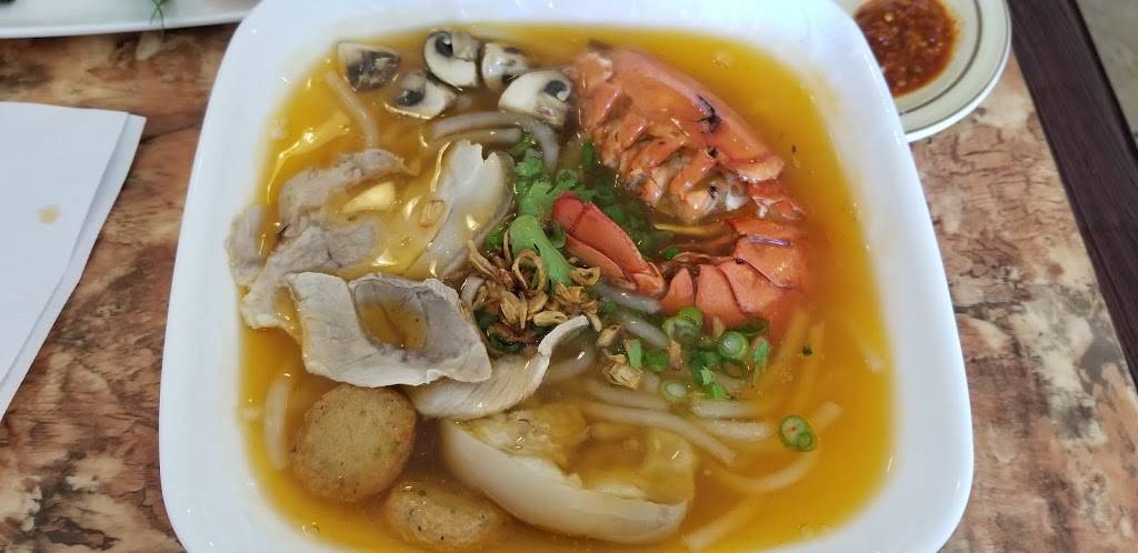 Que Ta Banh Canh Trang Bang | restaurant | 2005 Tully Rd, San Jose, CA 95122, USA | 4082591445 OR +1 408-259-1445