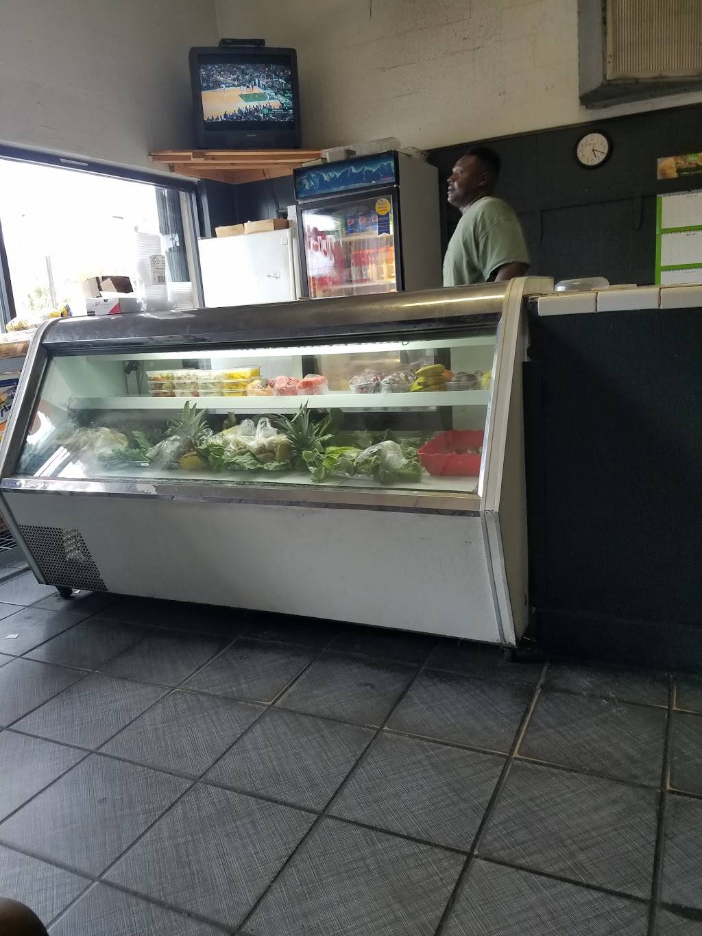 Robinson BBQ | restaurant | 132 Martin Luther King Jr Blvd, Boynton Beach, FL 33435, USA | 5617381155 OR +1 561-738-1155