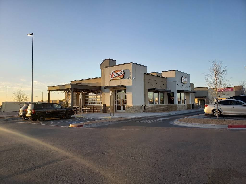 Raising Canes Chicken Fingers | meal takeaway | 6450 N Desert Blvd, El Paso, TX 79912, USA | 9155845342 OR +1 915-584-5342