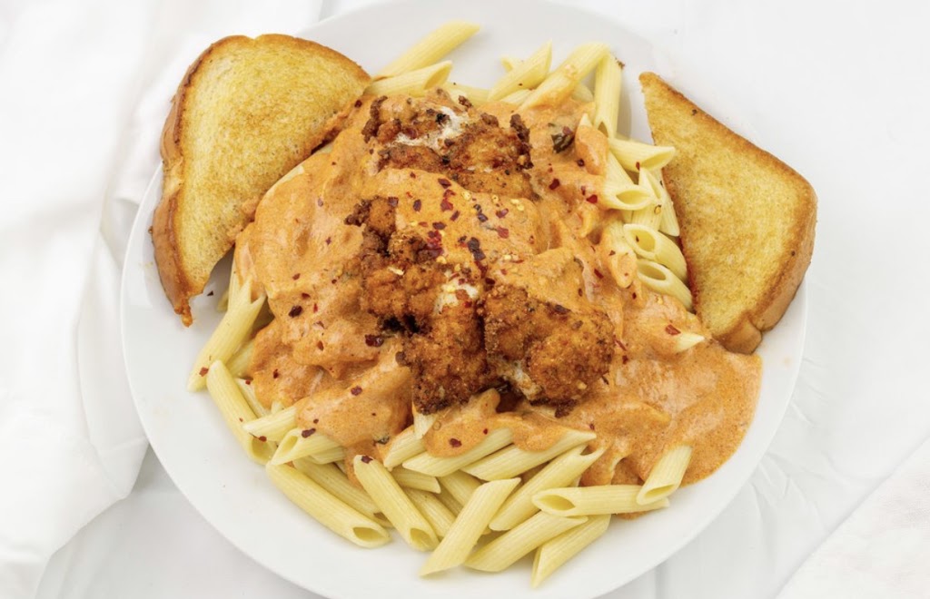 Lil Emil’s Italy | restaurant | 1982 W Grand River Rd, Okemos, MI 48864, USA | 5175990365 OR +1 517-599-0365