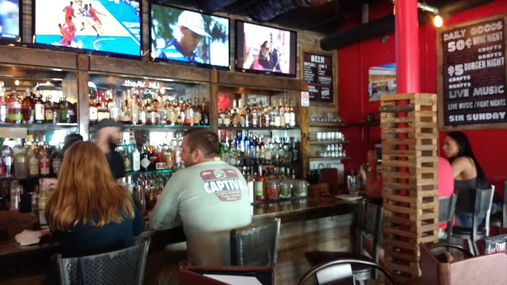 The Avenue Eat + Drink | restaurant | 330 1st Ave S, St. Petersburg, FL 33701, USA | 7278519531 OR +1 727-851-9531