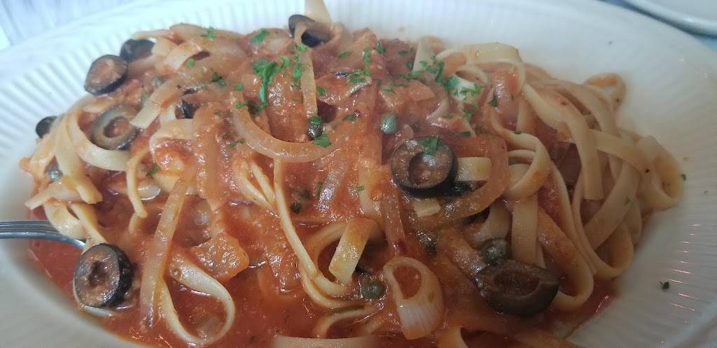 Bella Verona | restaurant | 107 Essex St, Salem, MA 01970, USA | 9788259911 OR +1 978-825-9911