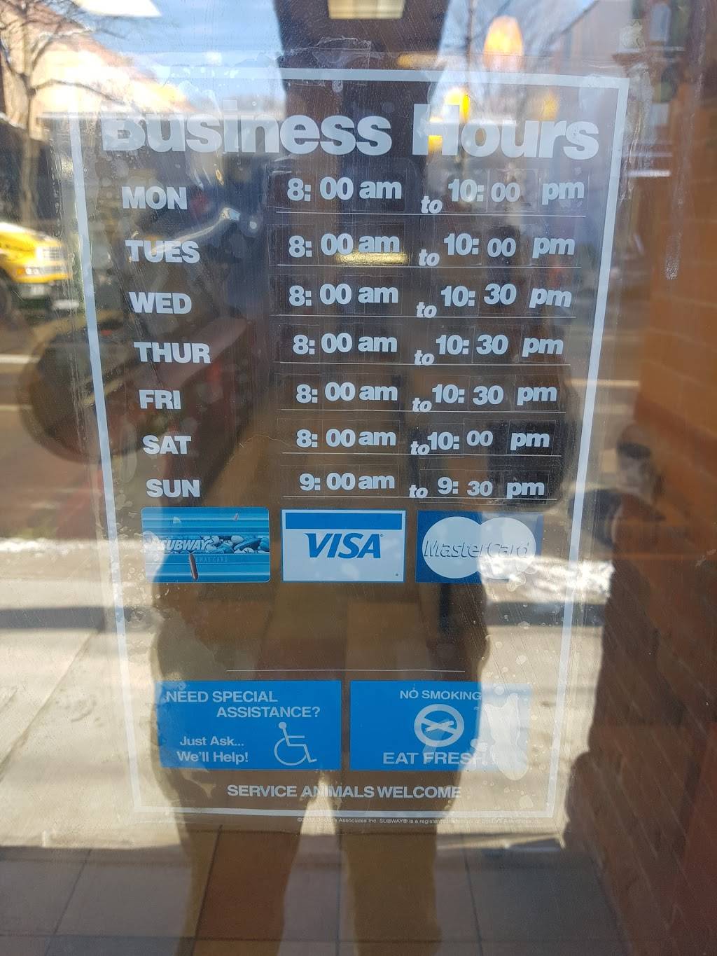 Subway | meal takeaway | 531 Parliament St, Toronto, ON M4X 1P3, Canada | 4169280999 OR +1 416-928-0999