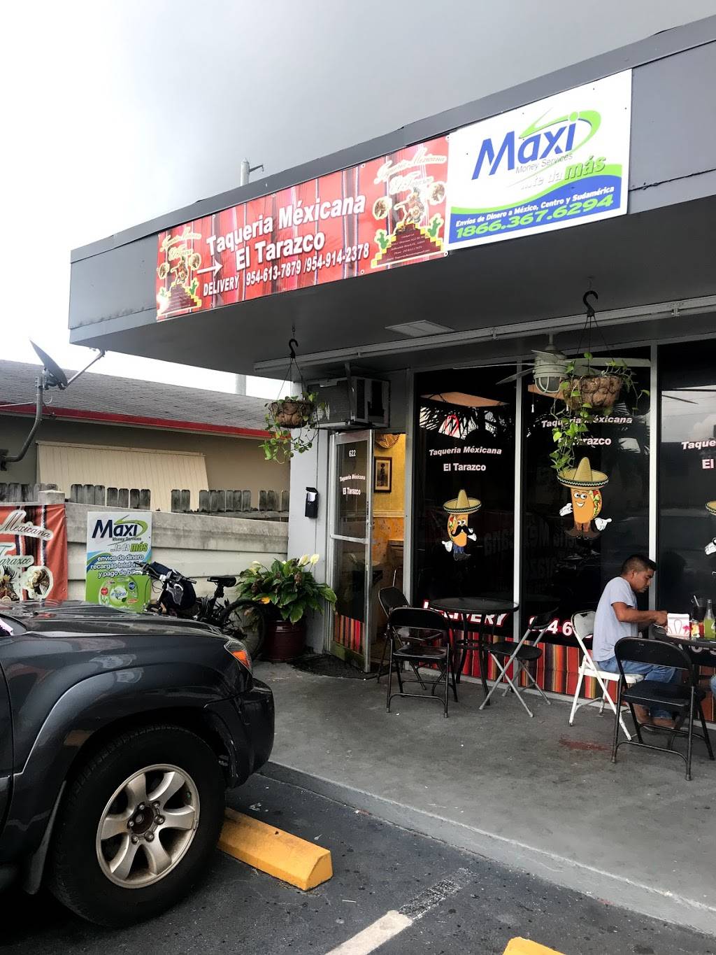 Taqueria Mexicana El Tarazco | restaurant | 622 NE 8th St, Hallandale Beach, FL 33009, USA | 9546137879 OR +1 954-613-7879
