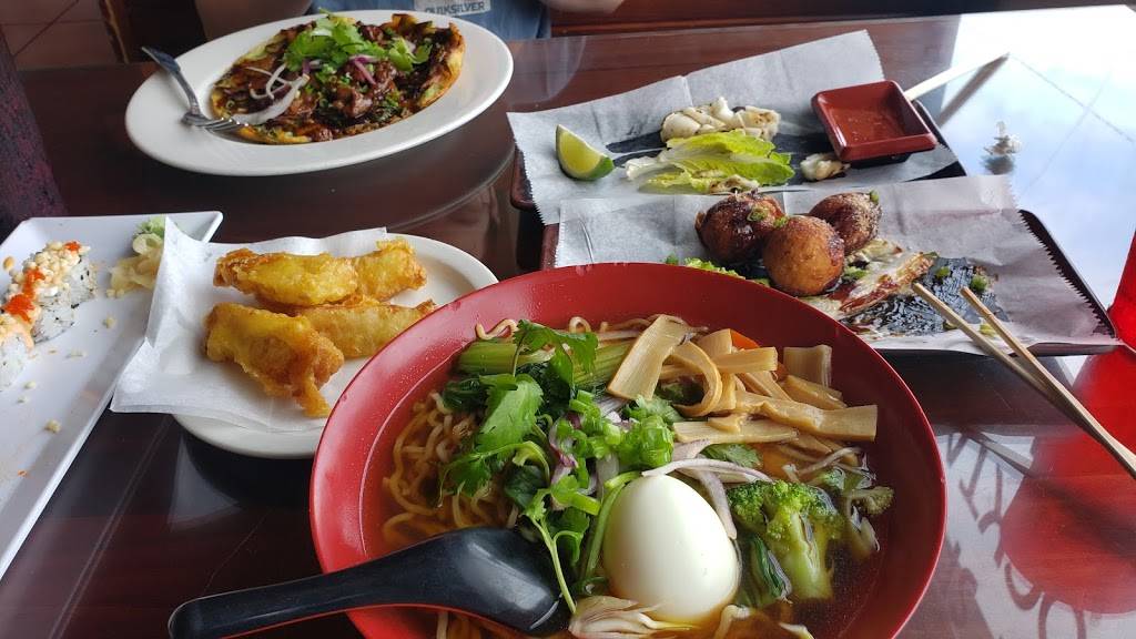 Bikkuri Sushi Noodle & Grill | restaurant | 1919 E Colonial Dr, Orlando, FL 32803, USA | 4078944494 OR +1 407-894-4494