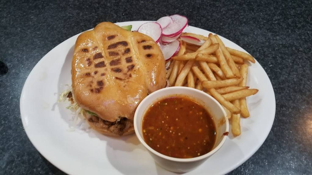 Viejo Vallarta Cocina & Barra | restaurant | 7164 Hacks Cross Rd Suite 101-103, Olive Branch, MS 38654, USA | 6628903337 OR +1 662-890-3337