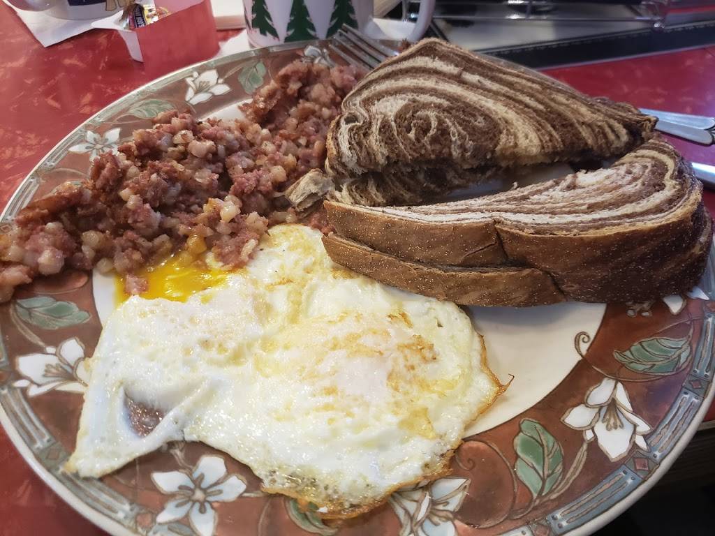 Barbed Wire Cafe | restaurant | 1635, 140 S Main St, Plainwell, MI 49080, USA | 2692251010 OR +1 269-225-1010