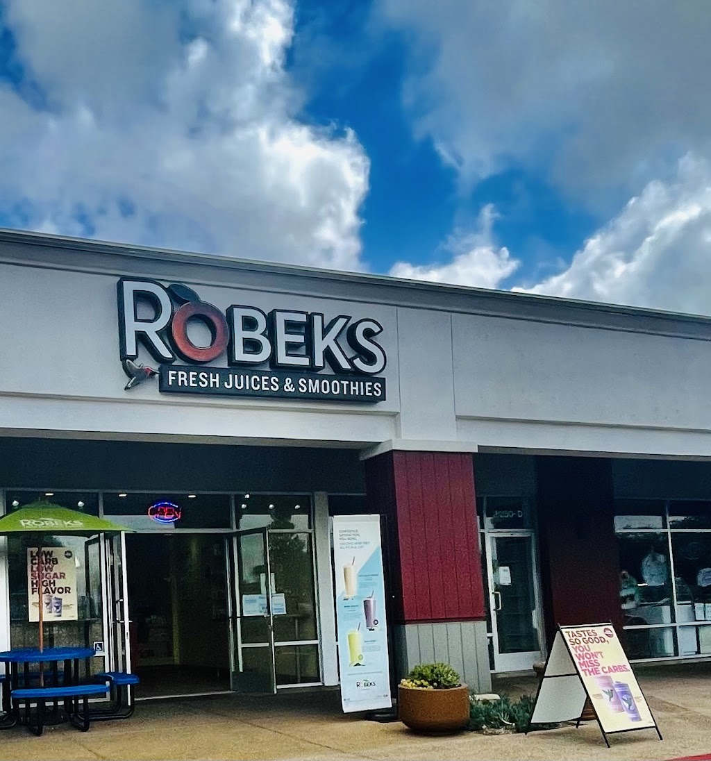 Robeks Fresh Juices & Smoothies | restaurant | 8250 Mira Mesa Blvd, San Diego, CA 92126, USA | 8582714585 OR +1 858-271-4585