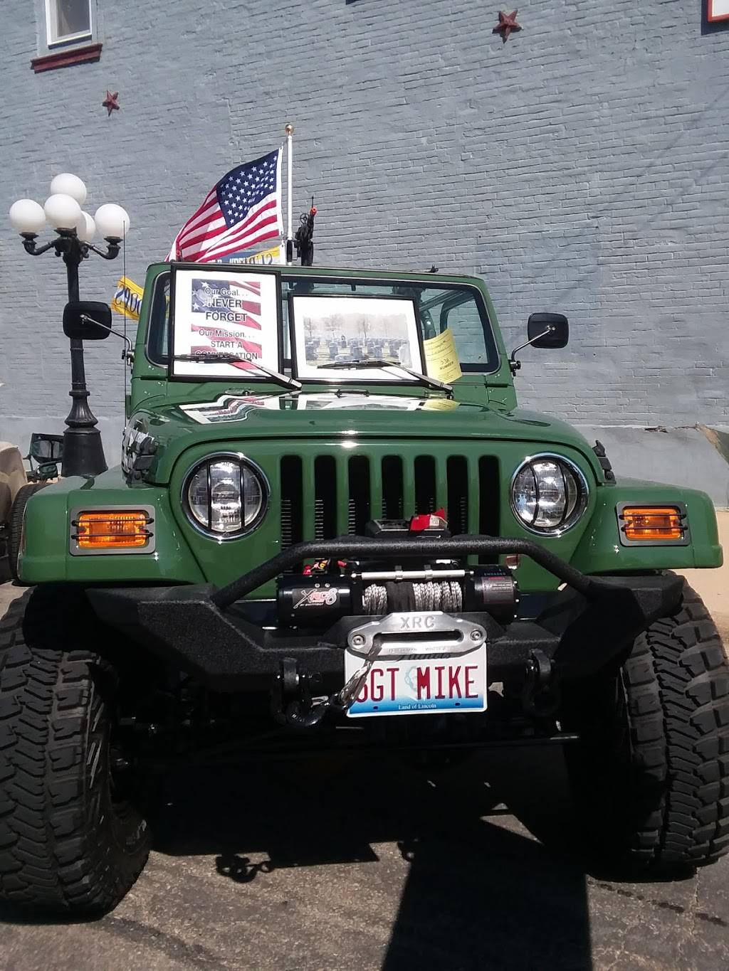 Barneys Korner Bar & Grill | restaurant | 206 N State St, Geneseo, IL 61254, USA | 3099444173 OR +1 309-944-4173