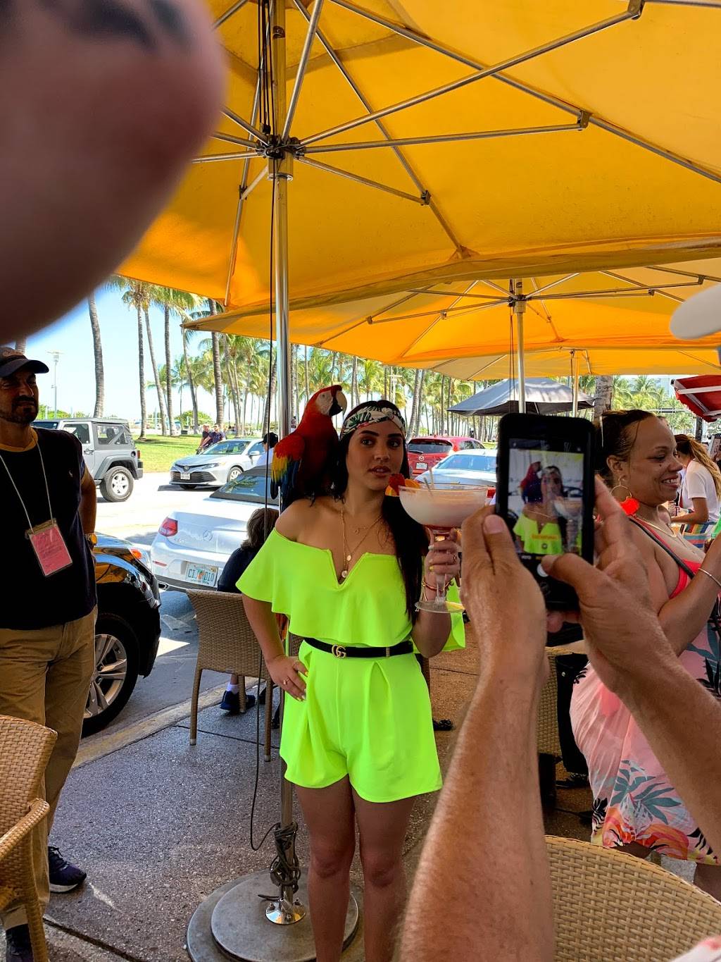 Starlite Cafe | restaurant | 750 Ocean Dr, Miami Beach, FL 33139, USA | 3055342161 OR +1 305-534-2161