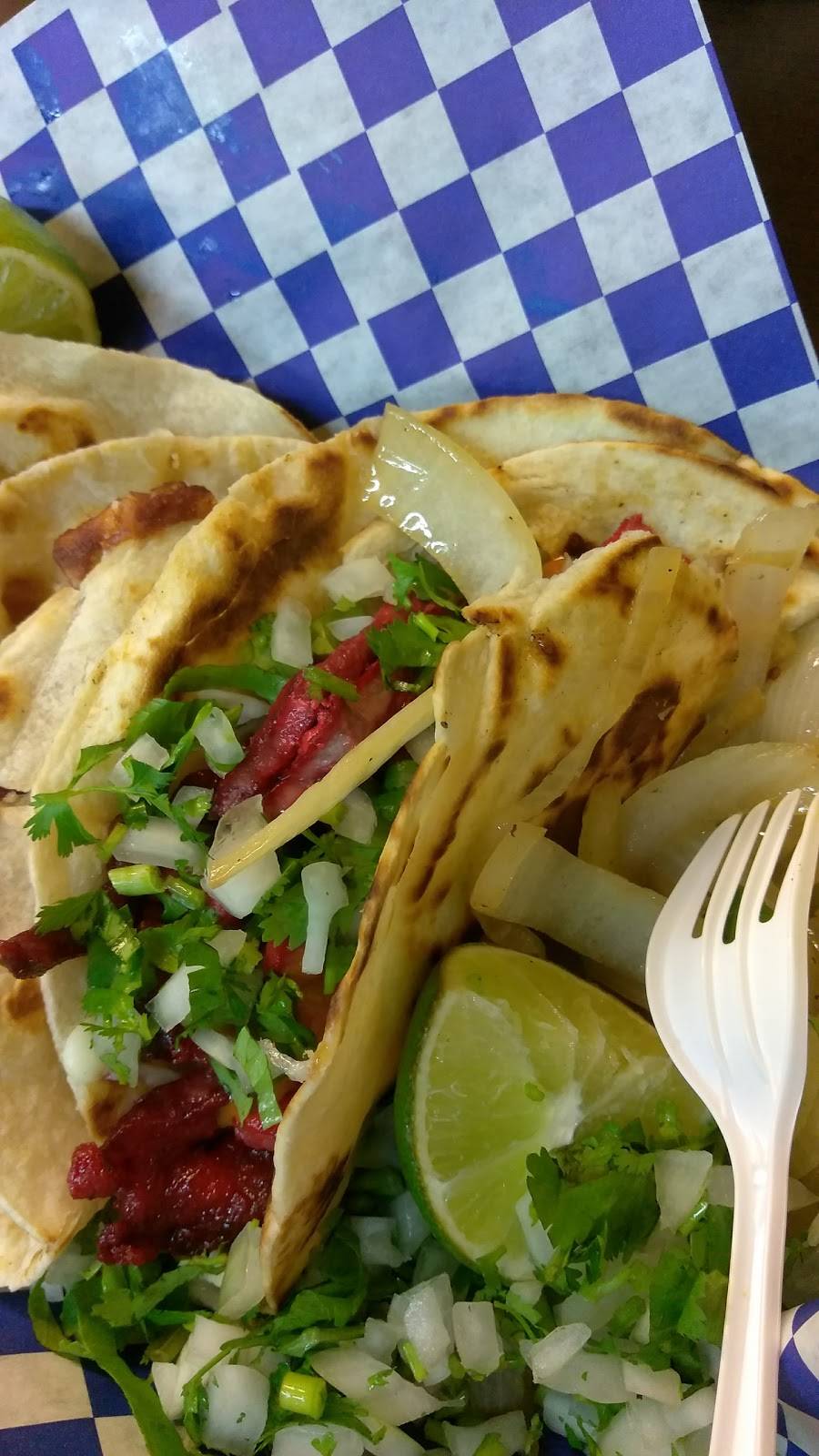 Fitos Tacos De Trompo | restaurant | 10508 Harry Hines Blvd, Dallas, TX 75220, USA | 2146076785 OR +1 214-607-6785