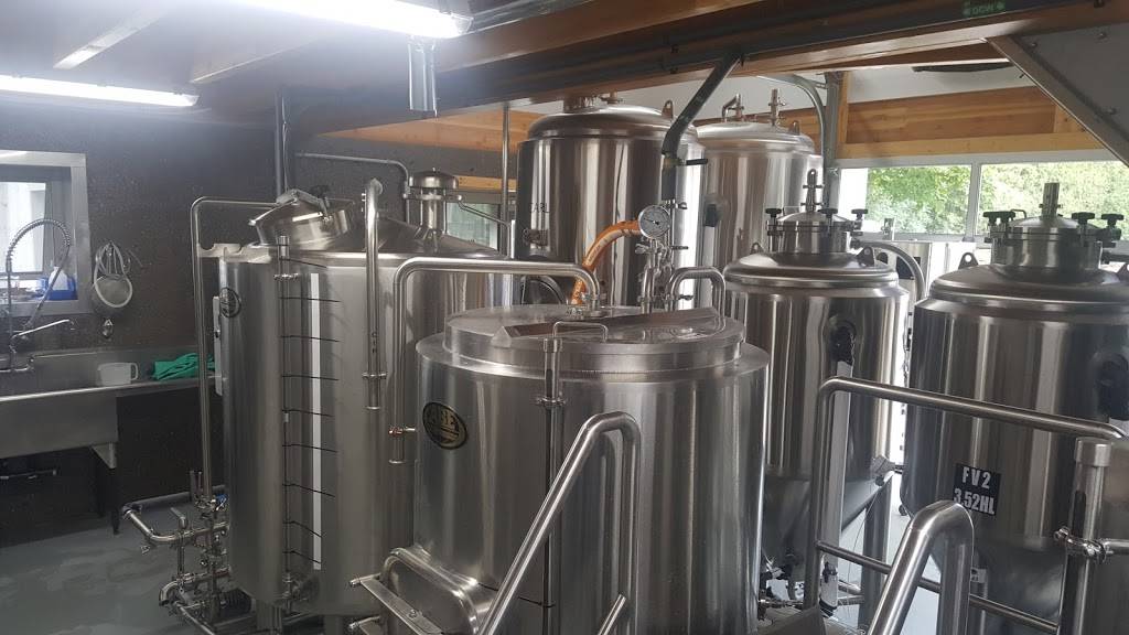 Brauwerk Hoffman | restaurant | 1298 QC-148, Campbells Bay, QC J0X 1K0, Canada | 6137320388 OR +1 613-732-0388